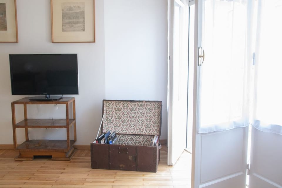 Apartment, 2 Bedrooms | Room amenity