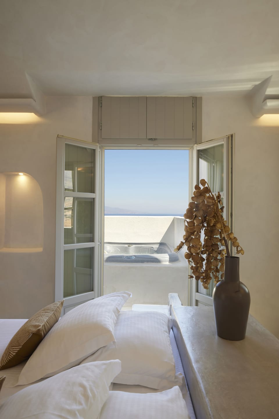 Superior Suite with Sea View and Outdoor Hot Tub | 1 bedroom, Egyptian cotton sheets, premium bedding, down comforters