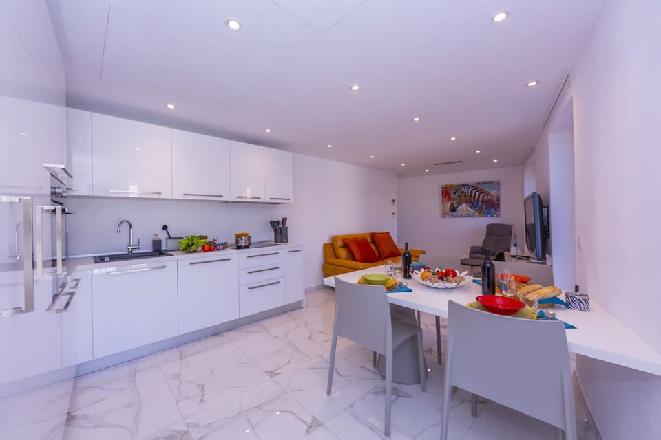 Kitchen and dining area