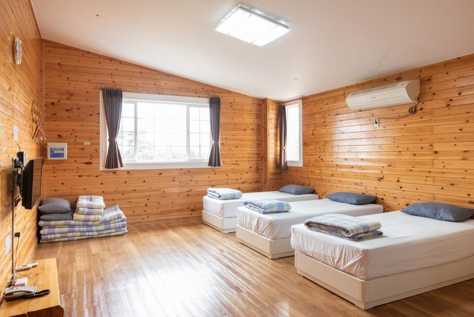 Triple Room | Blackout drapes, free WiFi