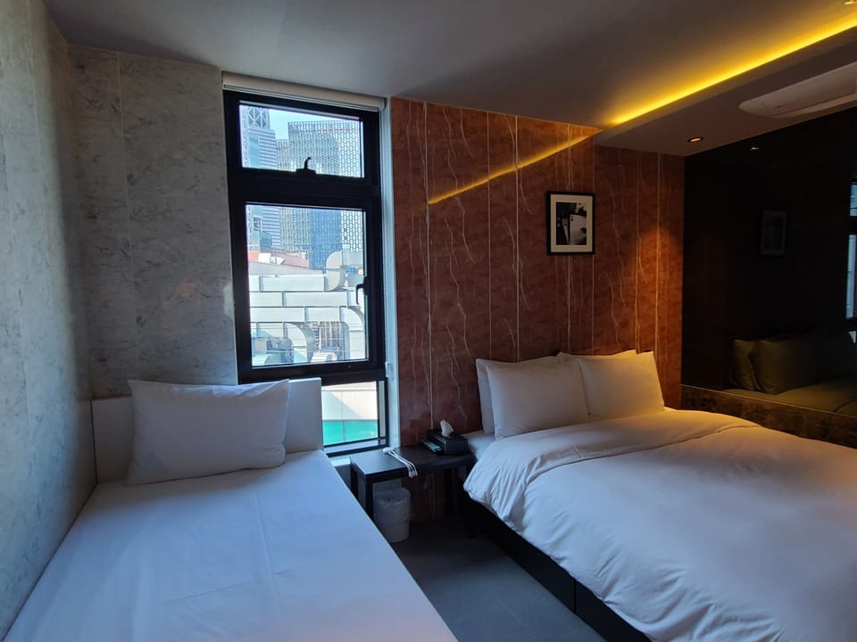Deluxe Twin Room | 1 bedroom, premium bedding, down comforters, memory foam beds