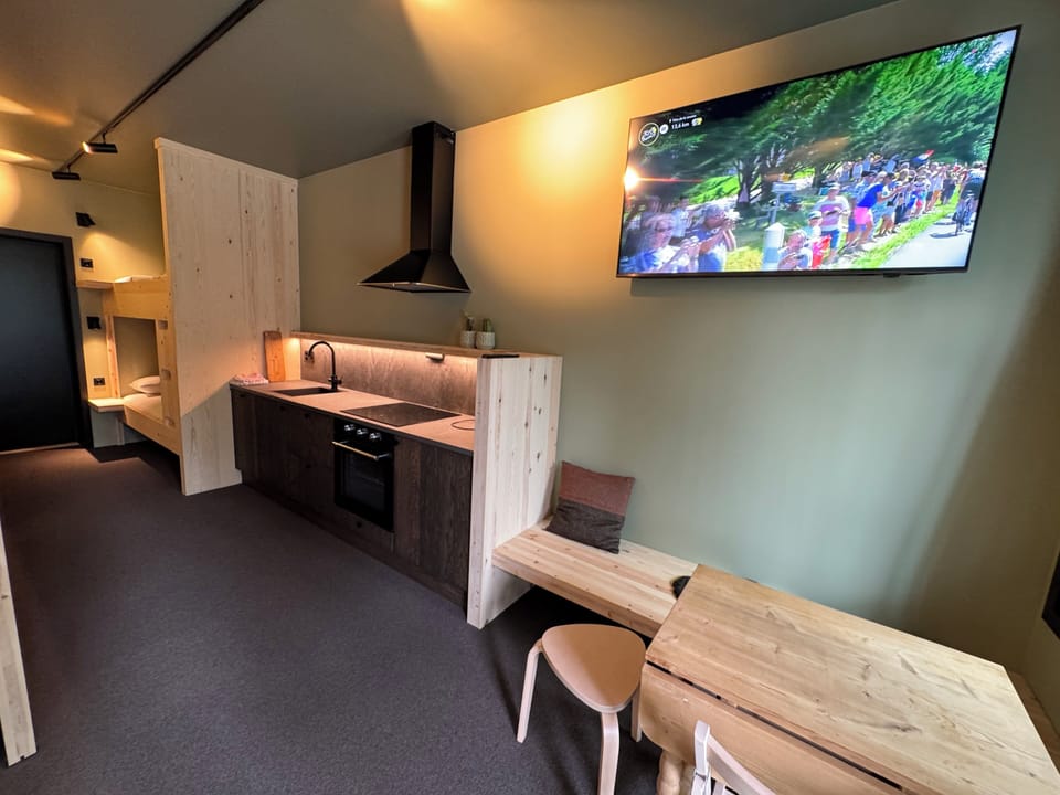 Exclusive Apartment(breakfast not included) | In-room dining