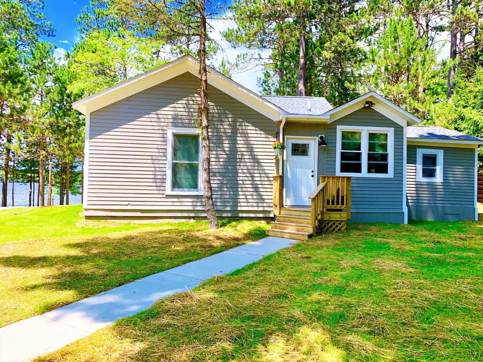 The Eisenhower at The Everett with beautiful Catfish Lake shore right behind it!