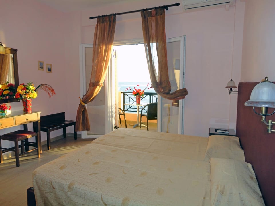 Studio, Sea View | Free cribs/infant beds, free WiFi