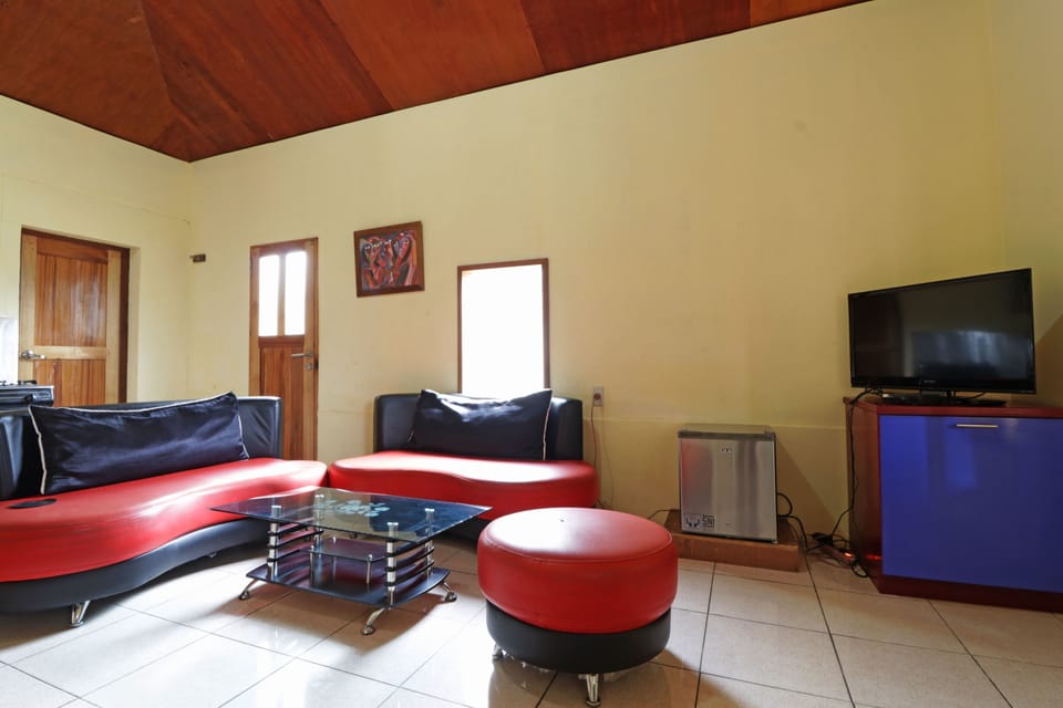 Family Room | Desk