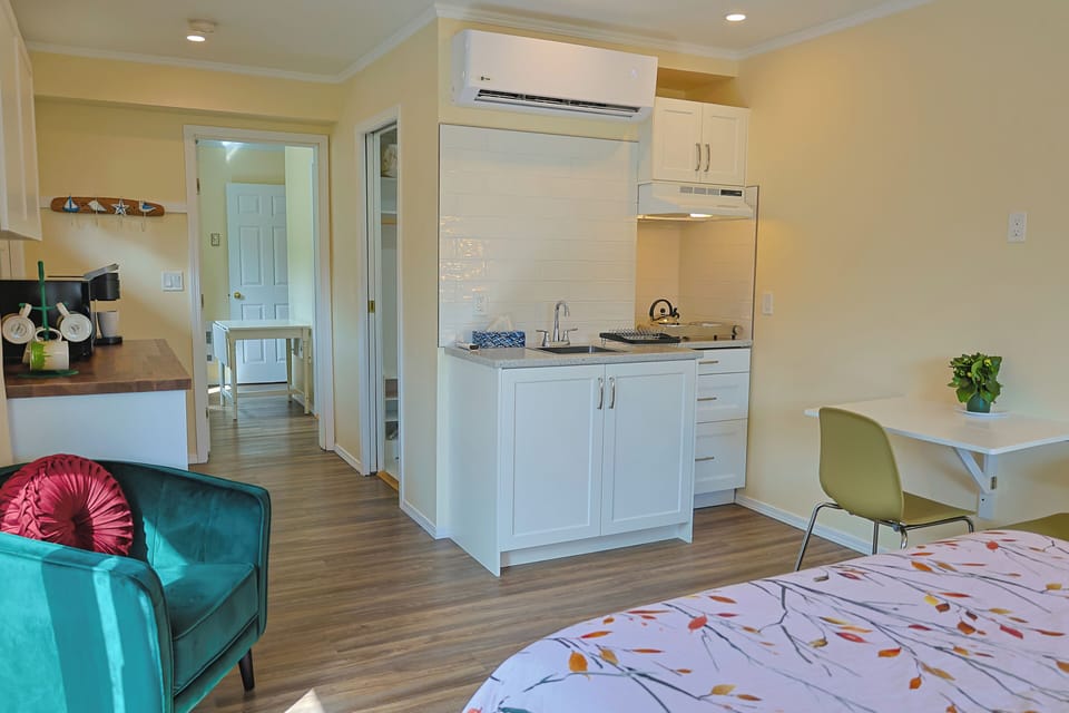 Blackout drapes, iron/ironing board, rollaway beds, free WiFi