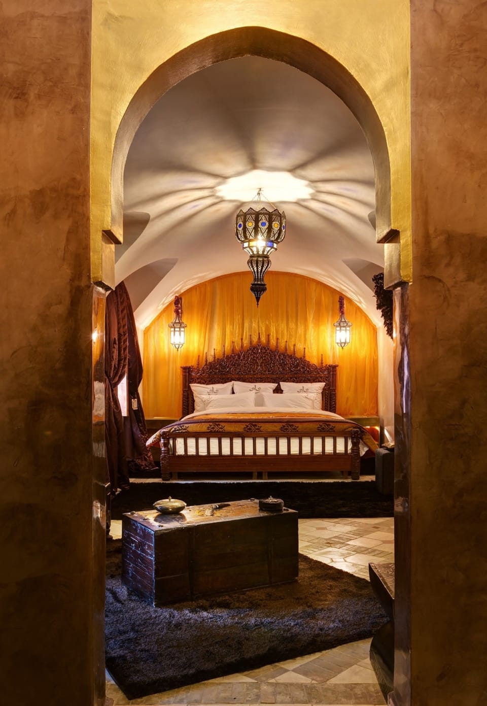 Junior Suite | Premium bedding, minibar, in-room safe, individually decorated