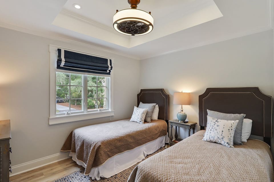 Guest bedroom
