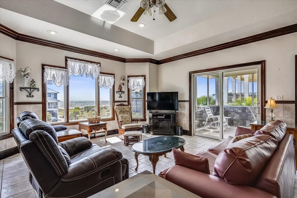 Upper Level Living Area