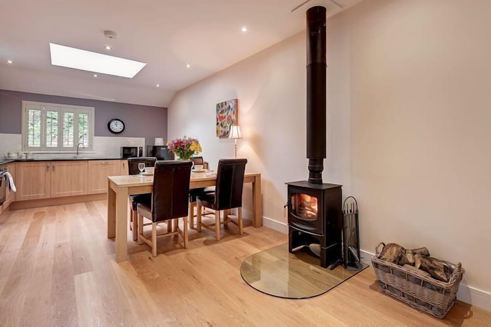 Woodburner, Dining Table-Willow Lodge