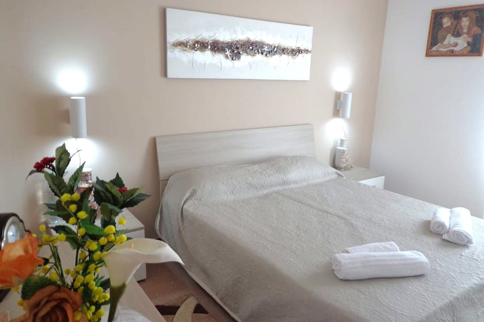 Hypo-allergenic bedding, individually furnished, laptop workspace