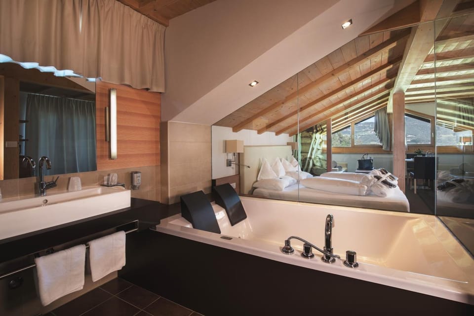 Hair dryer, bathrobes, slippers, bidet