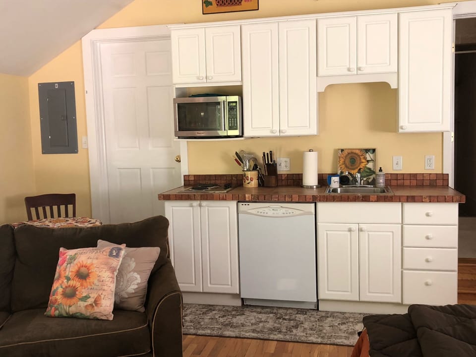 Kitchenette