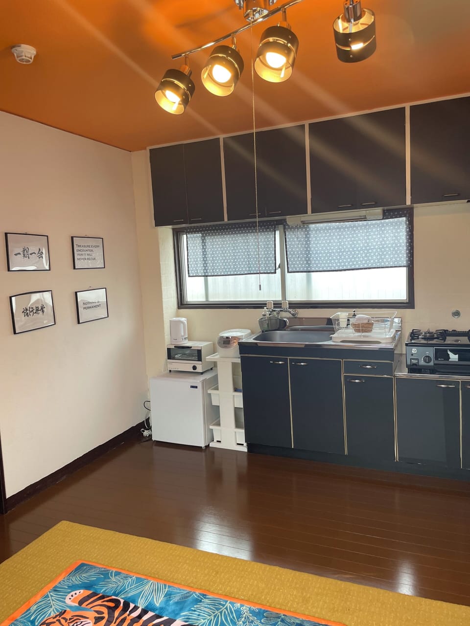 Traditional Quadruple Room | In-room dining
