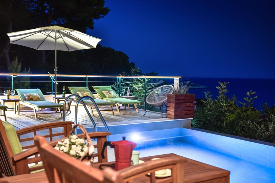 Night ambient at the pool