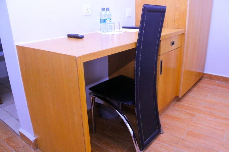 Premium bedding, memory foam beds, desk, free WiFi