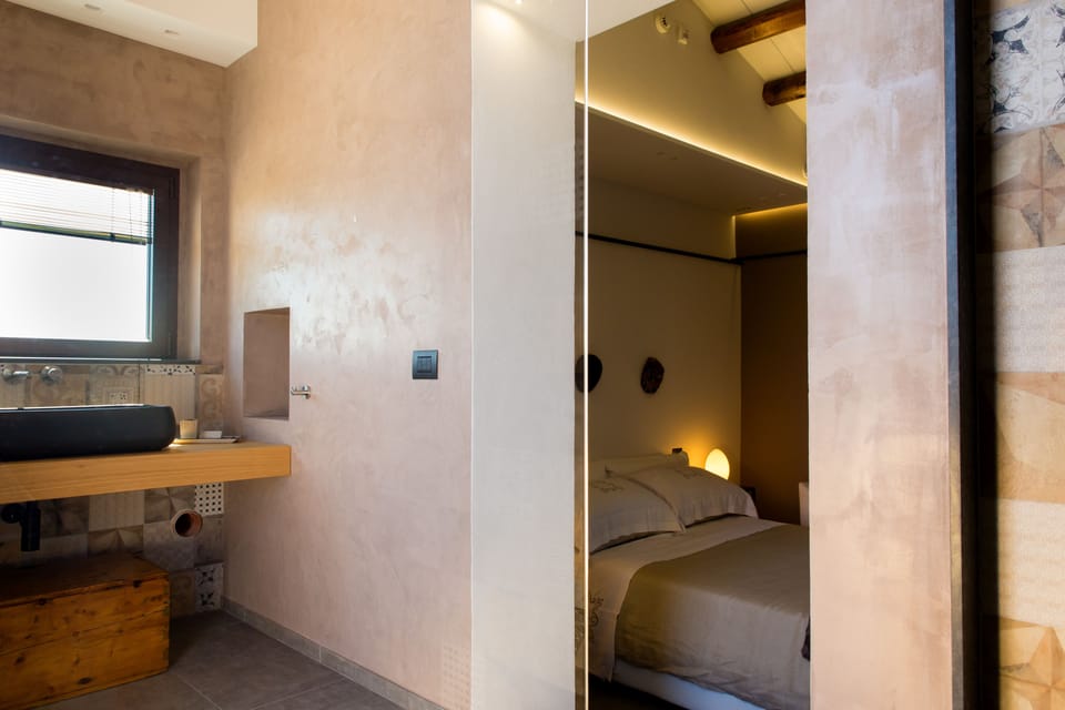 Royal Suite, 1 King Bed with Sofa bed, Resort View | Bathroom sink