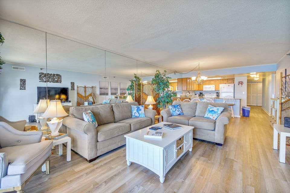 Floor Plan,Living Area,