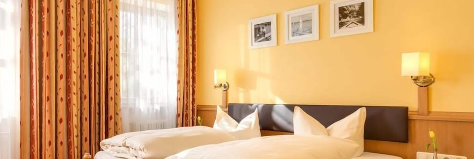 Single Room, Lake View | Desk, free WiFi, bed sheets, wheelchair access