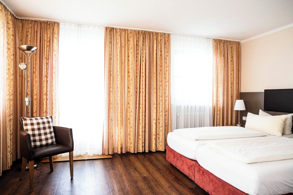 Desk, WiFi (free), bed sheets