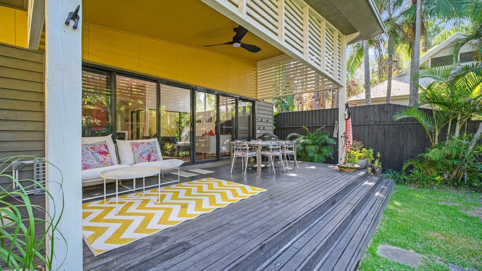 Covered Outdoor Deck with Dining