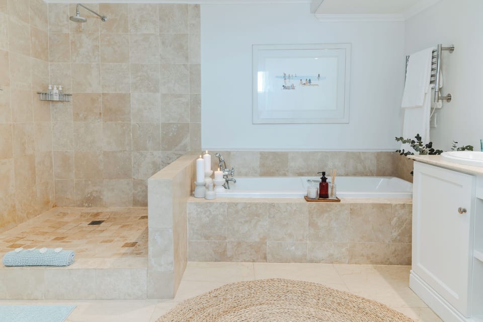 Superior Room | Bathroom | Separate tub and shower, deep soaking tub, designer toiletries