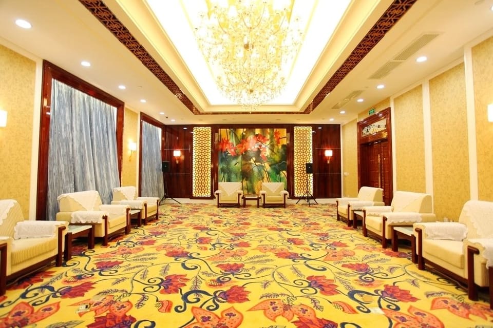 Wyndham Grand Plaza Royale Palace Chengdu Hotel in Chengdu