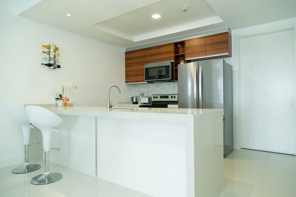 Apartment | Private kitchen | Fridge, microwave, oven, toaster