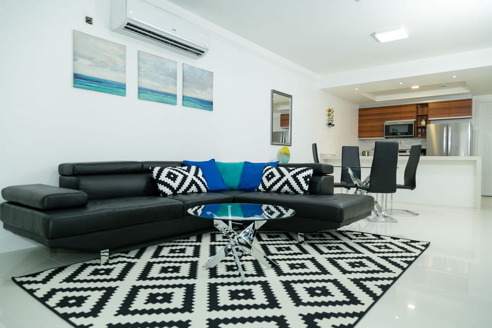 Apartment | Living room | TV
