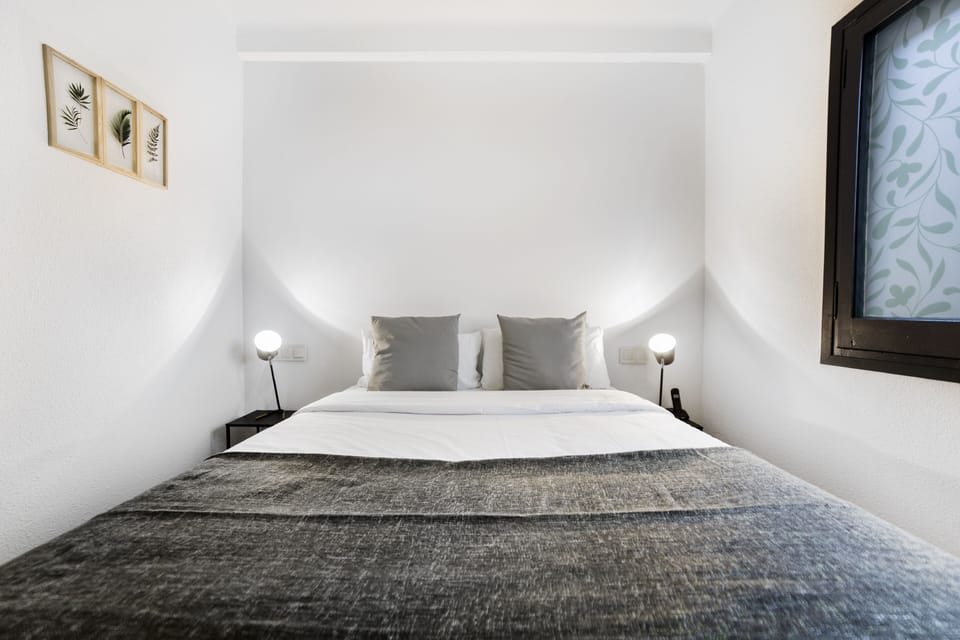 Double Room | Individually decorated, desk, laptop workspace, free WiFi