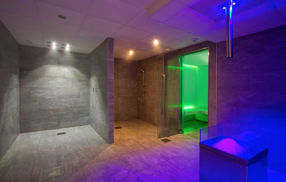 This Residence features a lovely heated sauna