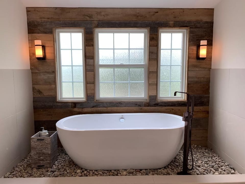 Master Tub