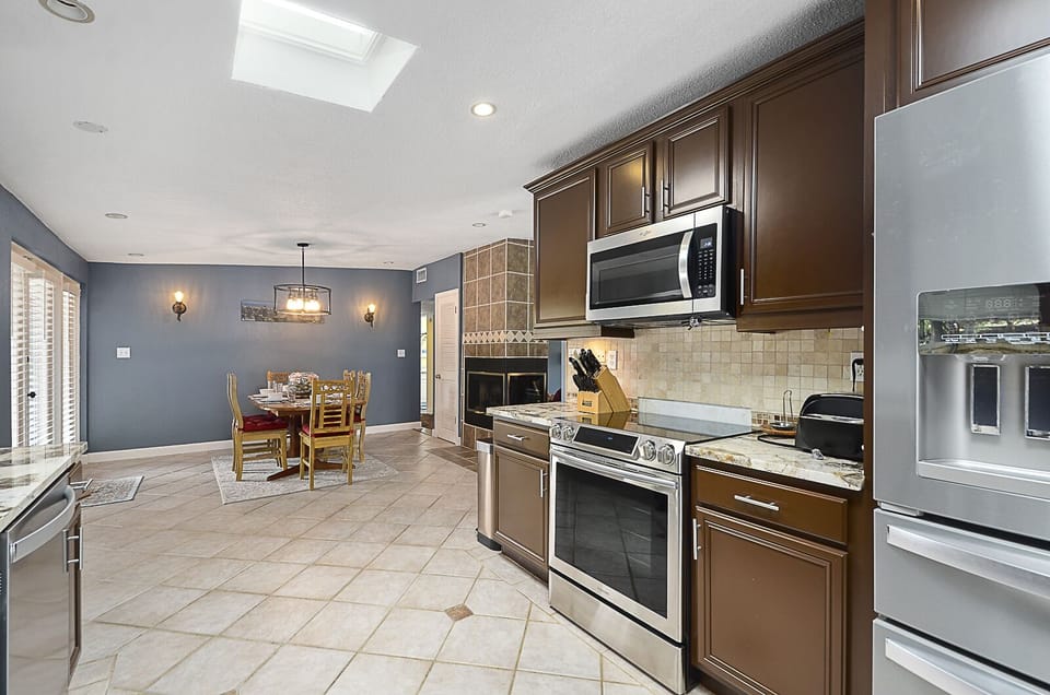 Kitchen and dining area