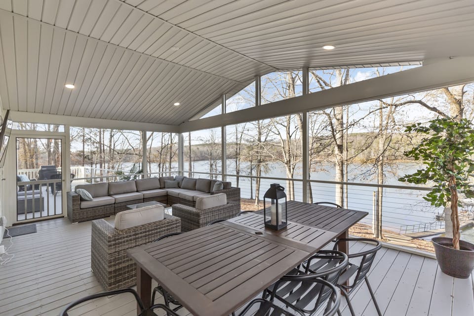 Screened Porch