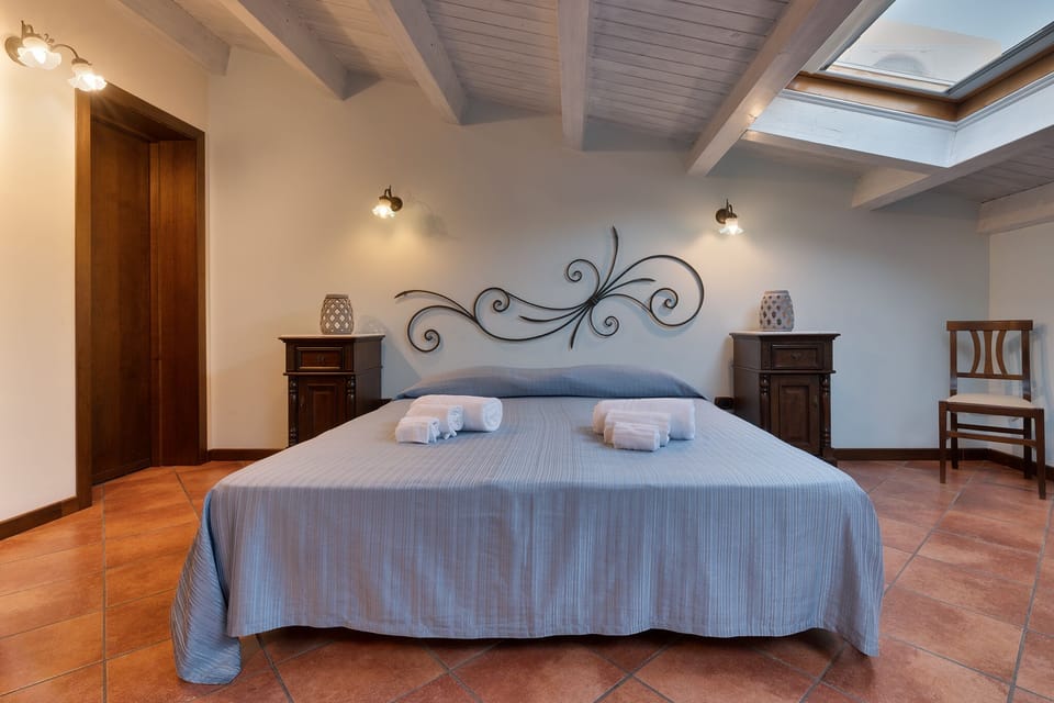 Deluxe Room | Premium bedding, soundproofing, rollaway beds, free WiFi