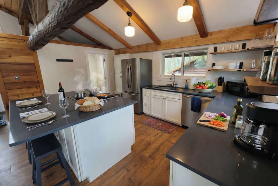 Enjoy Your Chef's Kitchen While Entertaining