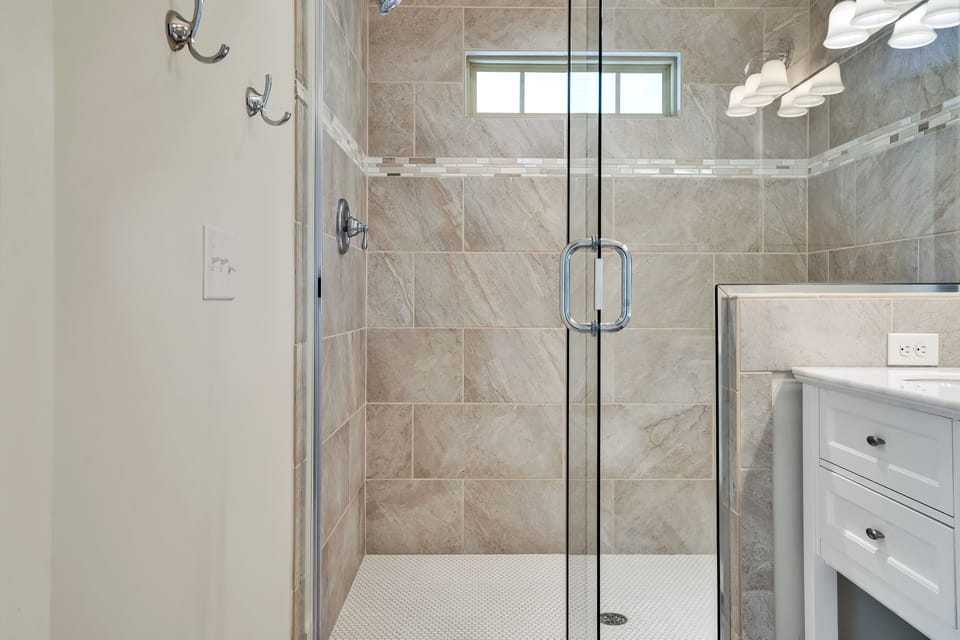 master walk-in shower!