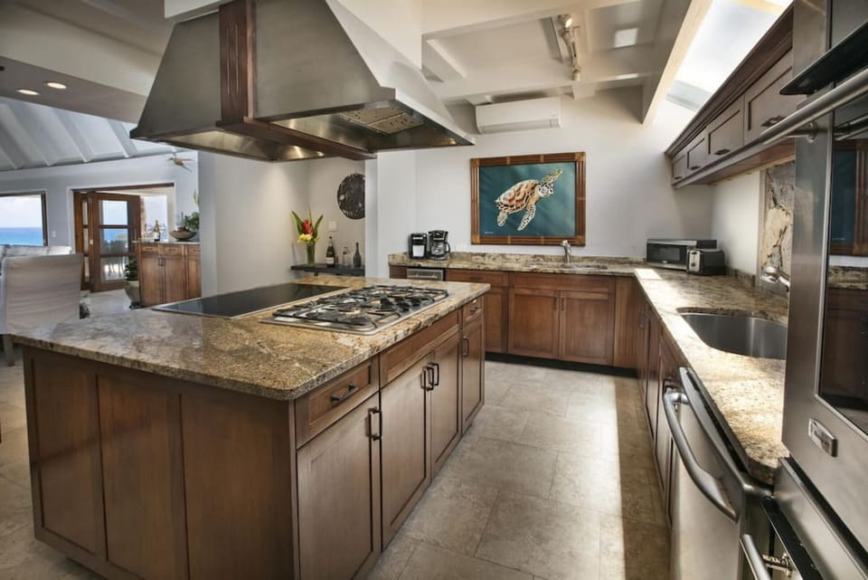 The spacious, well-appointed kitchen!
