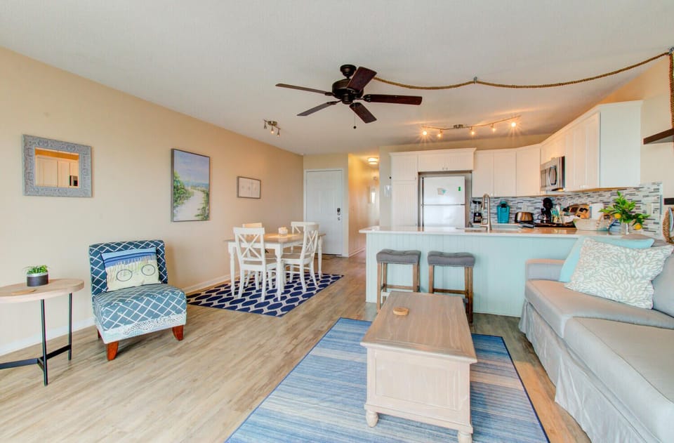 Seas the Day Dunes I A1-Living Room