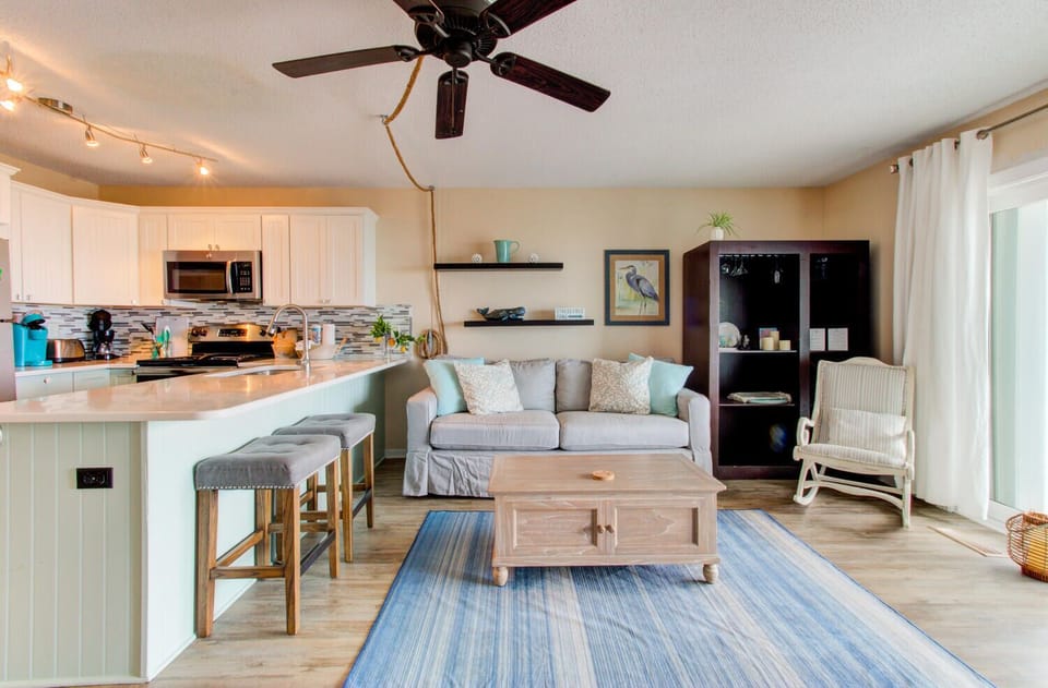 Seas the Day Dunes I A1-Living Room