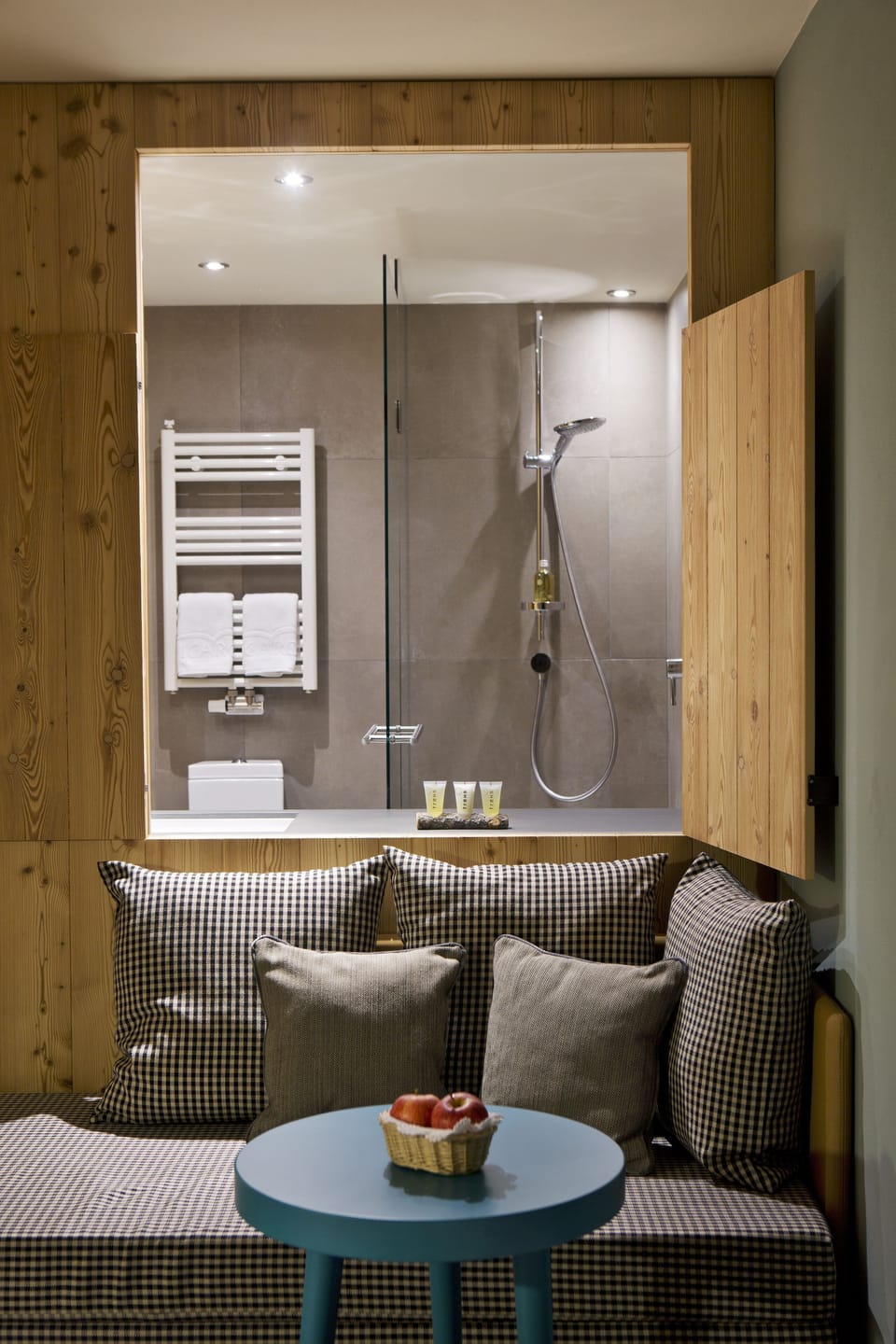 Shower, rainfall showerhead, designer toiletries, hair dryer