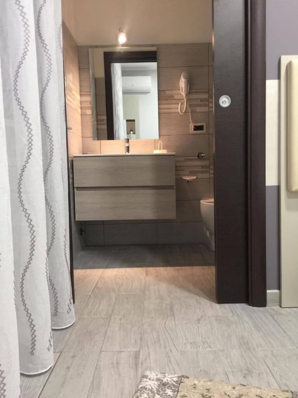 Shower, free toiletries, hair dryer, bathrobes