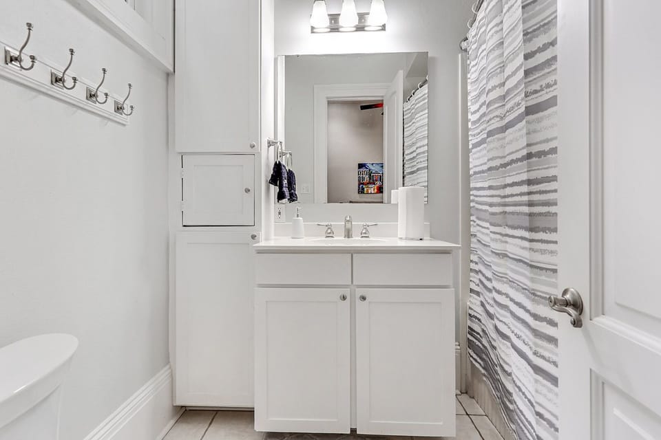 Master Bath