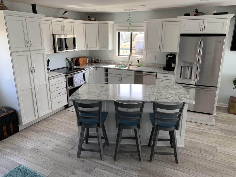 Gourmet kitchen