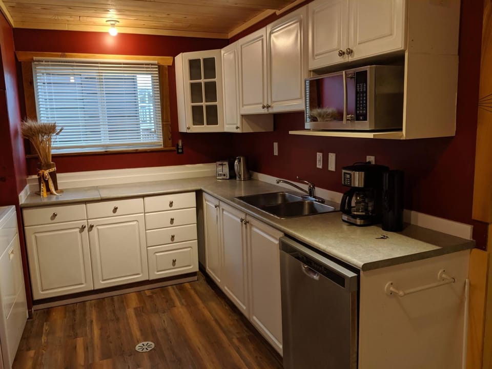 Shared fridge, microwave