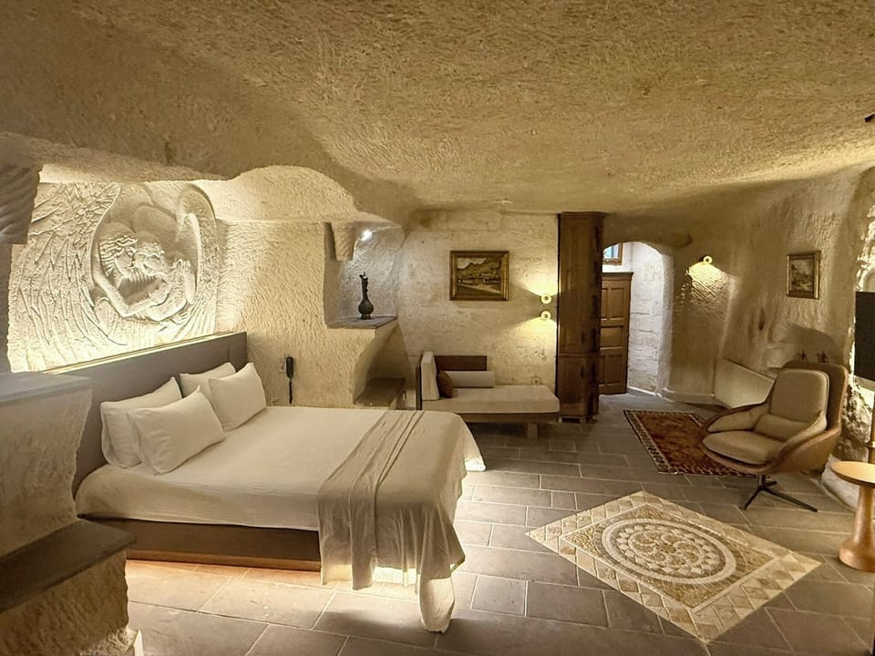 Suite | Premium bedding, minibar, in-room safe, desk