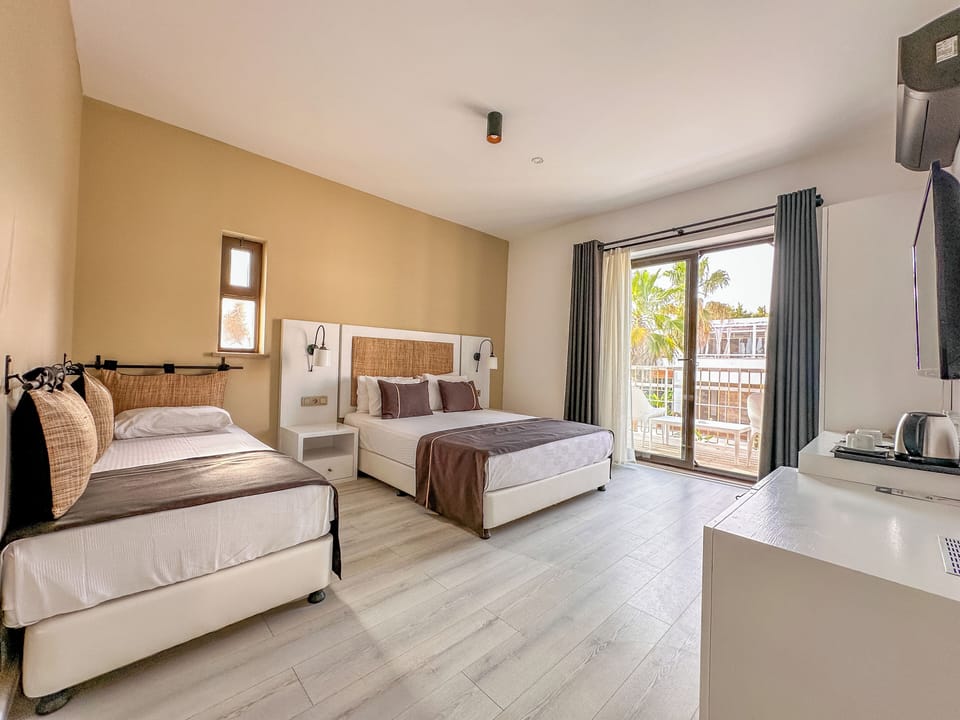 Premium bedding, minibar, in-room safe, blackout drapes