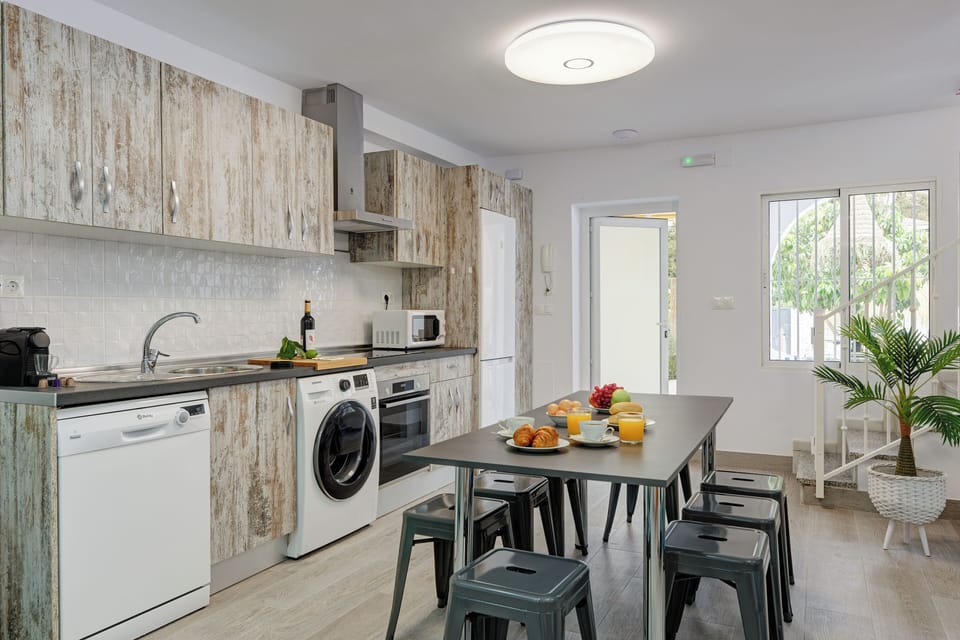 Exclusive Villa, 4 Bedrooms | Private kitchen | Full-size fridge, microwave, oven, stovetop