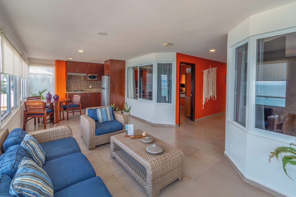 Exclusive Penthouse 1 - Casa Don Martín with ocean view with private plunge pool | Private kitchen | Microwave, stovetop, coffee/tea maker, toaster