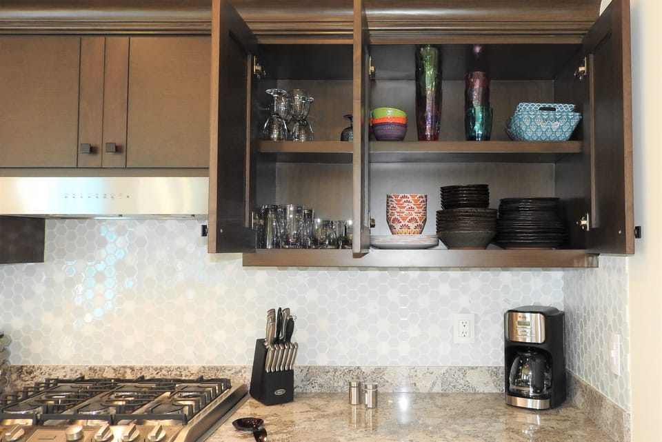 Fully Stocked Kitchen